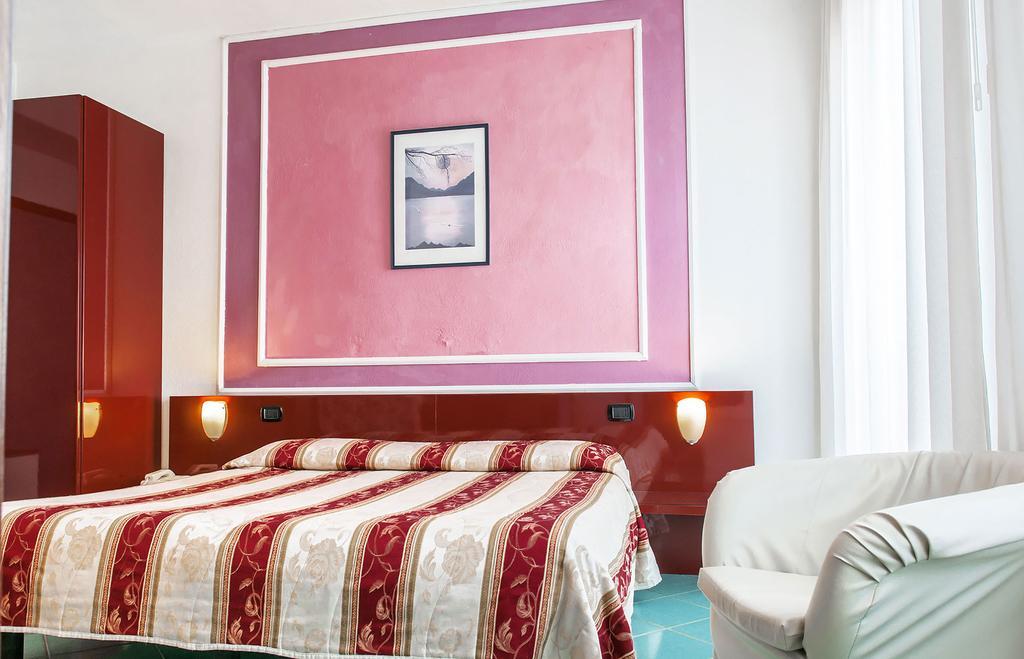 Hotel Annabelle Ischia Bagian luar foto