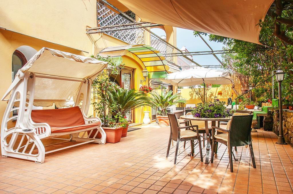 Hotel Annabelle Ischia Bagian luar foto
