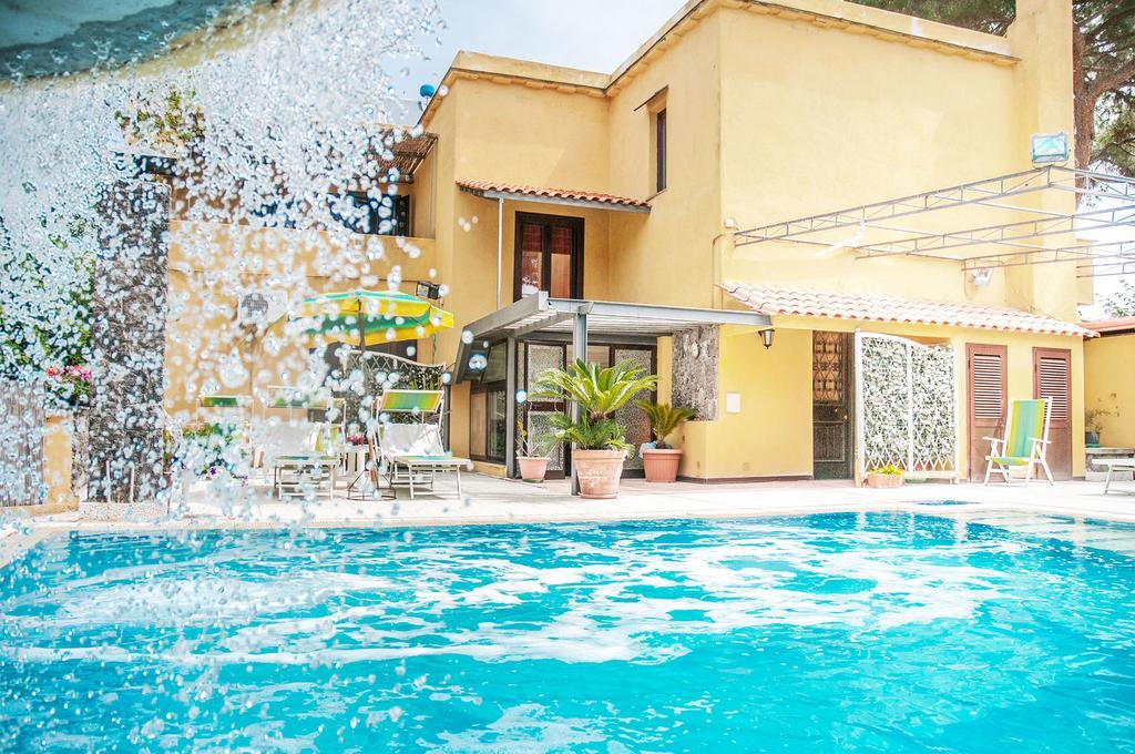 Hotel Annabelle Ischia Bagian luar foto