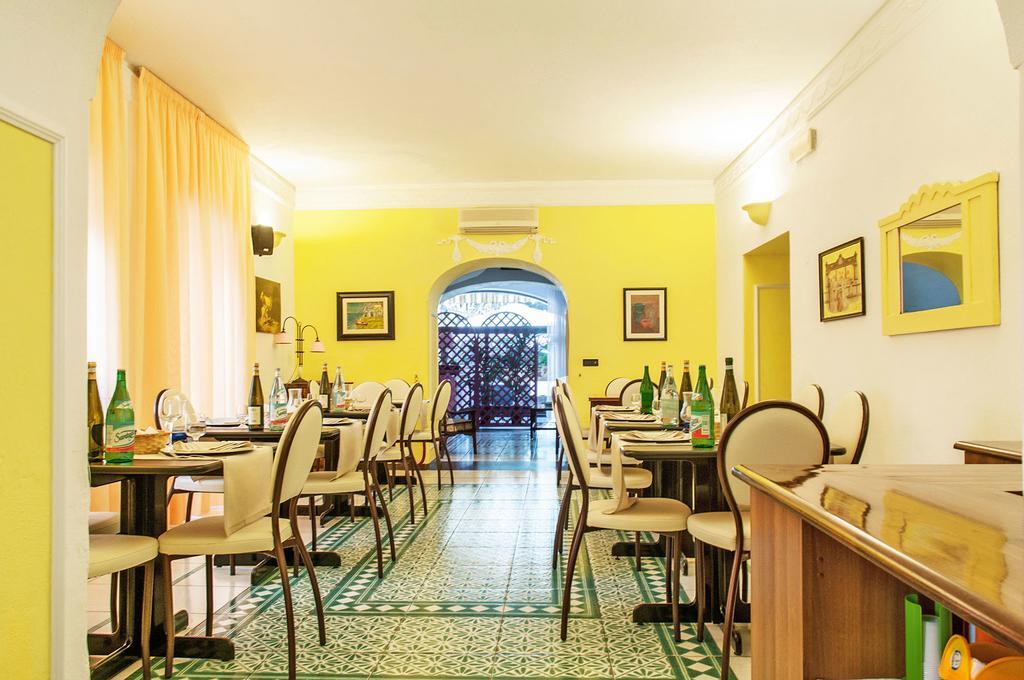 Hotel Annabelle Ischia Bagian luar foto