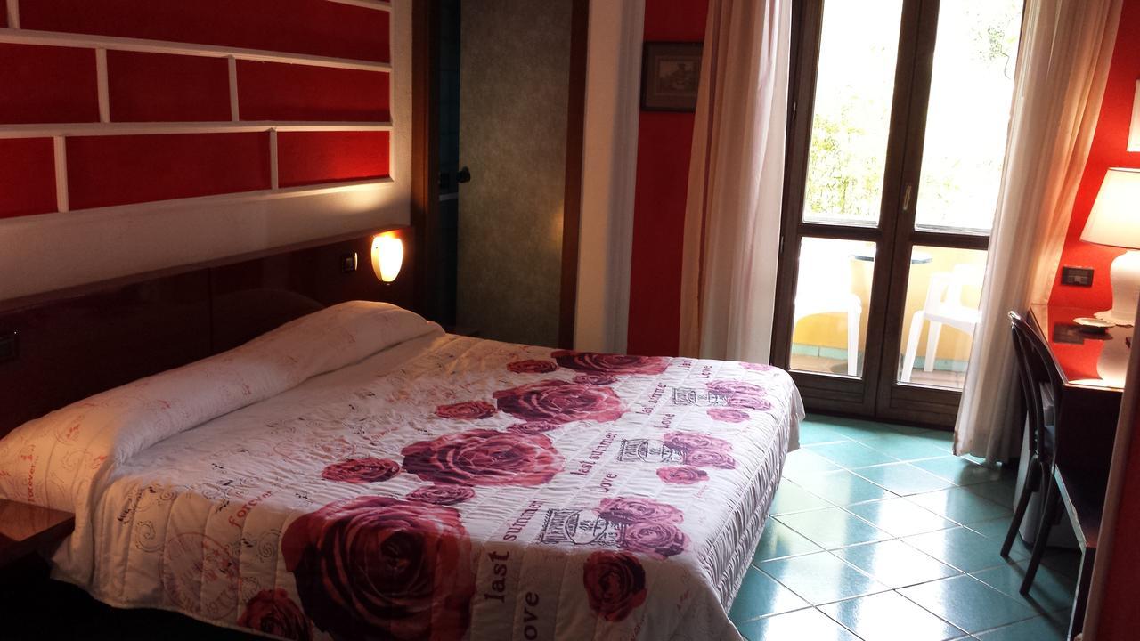 Hotel Annabelle Ischia Bagian luar foto