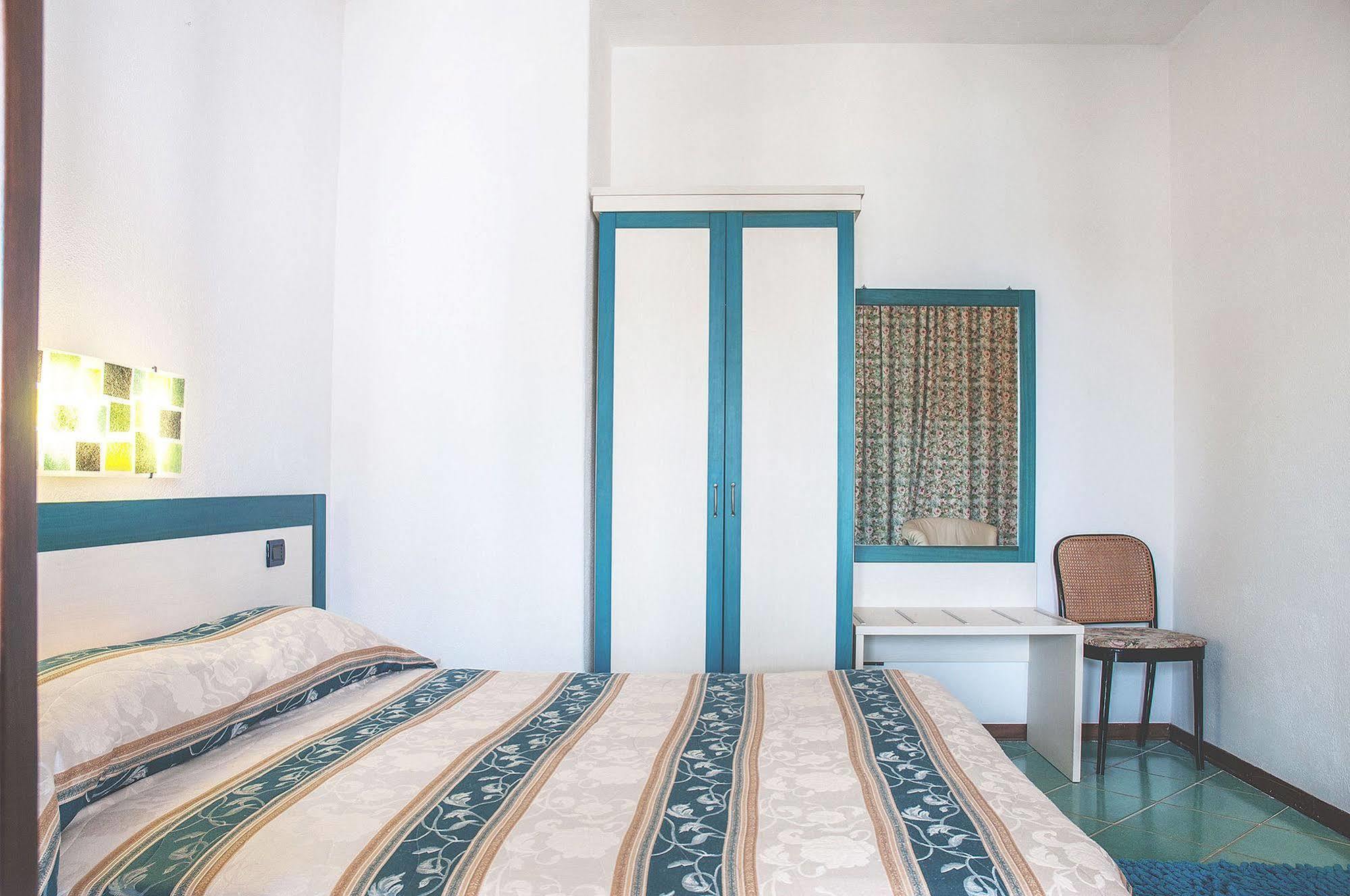 Hotel Annabelle Ischia Bagian luar foto